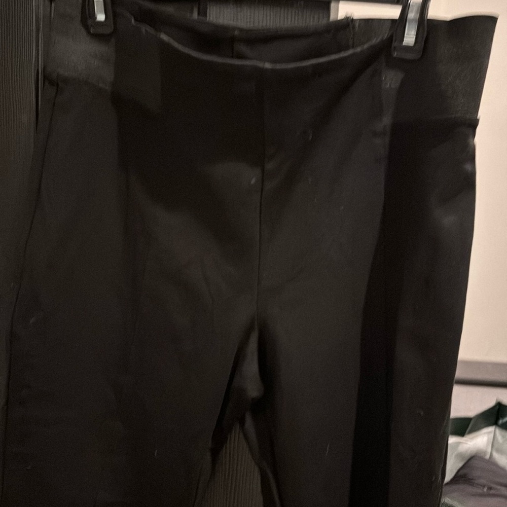 Halogen black leggings, size XL from Nordstrom… only worn once